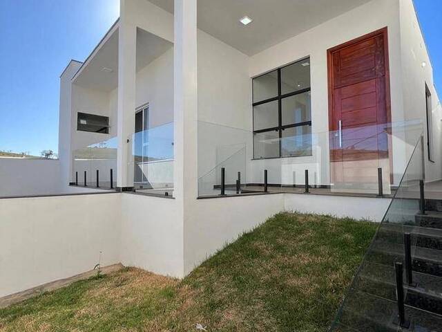 #18 - Casa para Venda em Varginha - MG