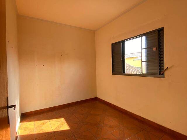 Casa para Venda em Elói Mendes - 4