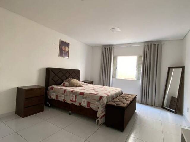 #8 - Casa para Venda em Varginha - MG - 2